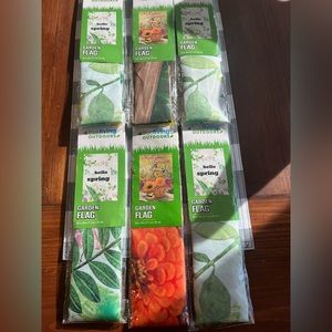 🔥3/$25🔥Lot of (6) 28X40” Garden Flags “hello spring” and “Welcome Friends”